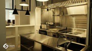 Giải pháp giảm chi phí vận hành bếp công nghiệp mà vẫn đảm bảo hiệu suất