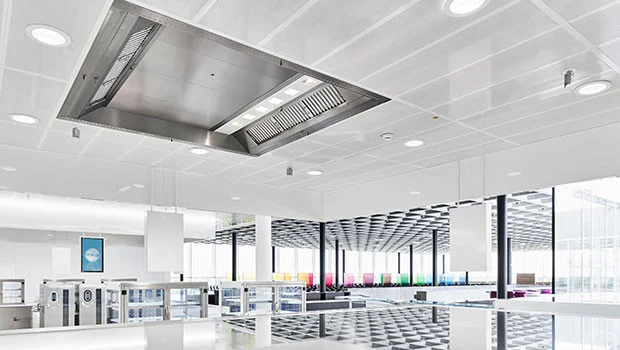 HSC Industrial Kitchen Ventilation Ceiling – Design “bandraster” (flat healds) metal ceiling for applications with strong hygiene demands Halton