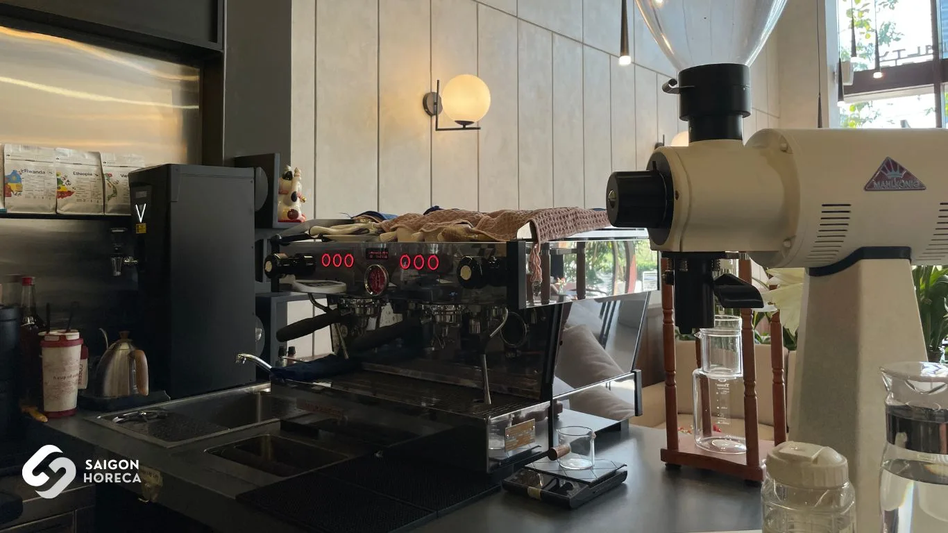 G-Cup Bistroのプロフェッショナルなバリステーションカウンターシステム