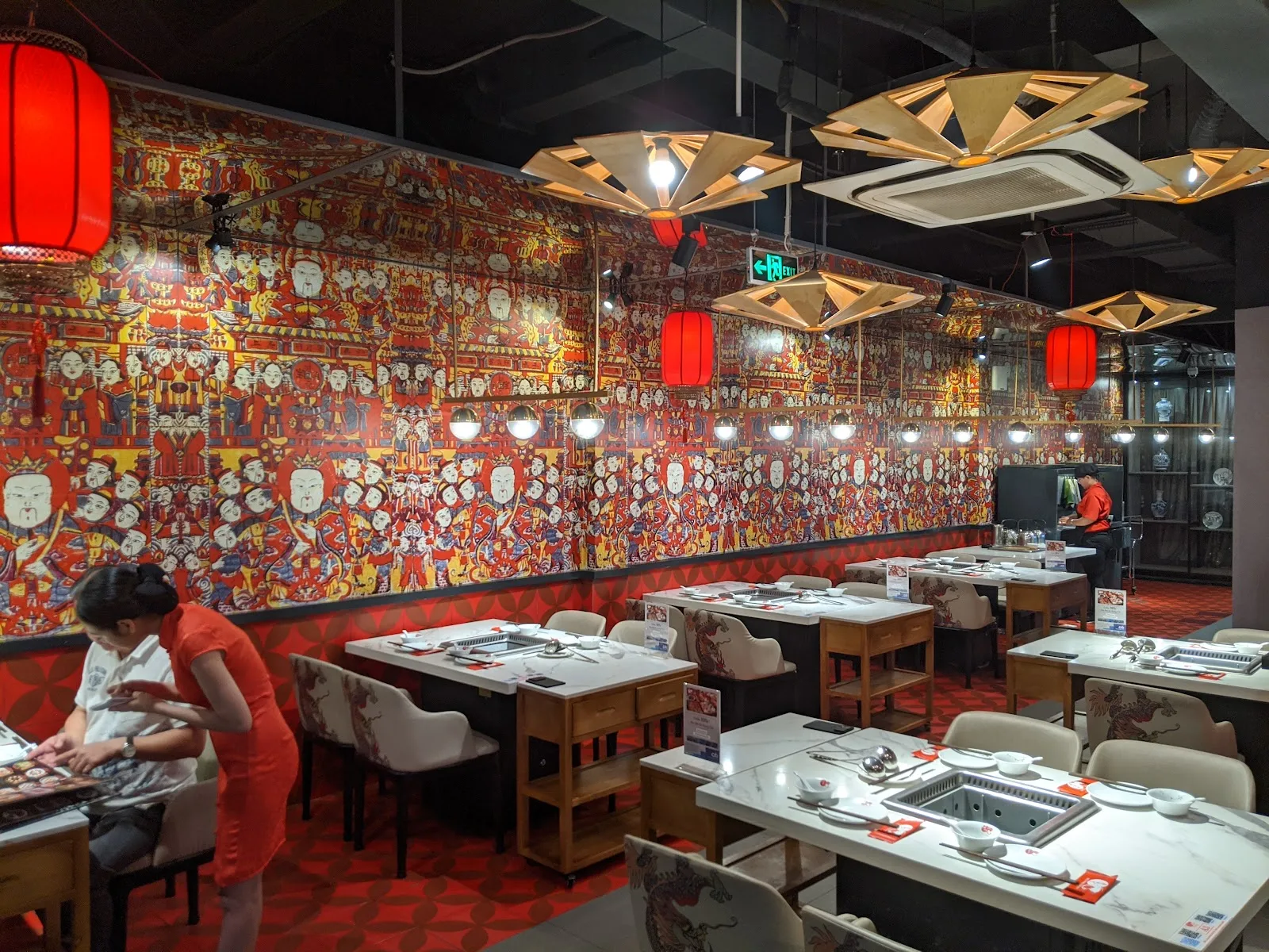 Toàn cảnh không gian nhà hàng Spice World Hot Pot hoàn thiện bàn giao